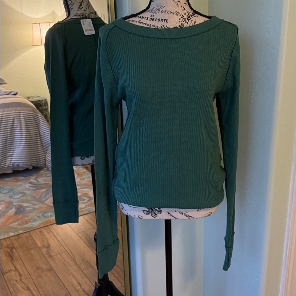 Free People Green Crewneck -Long Sleeve Top with Ribbed Details NWT